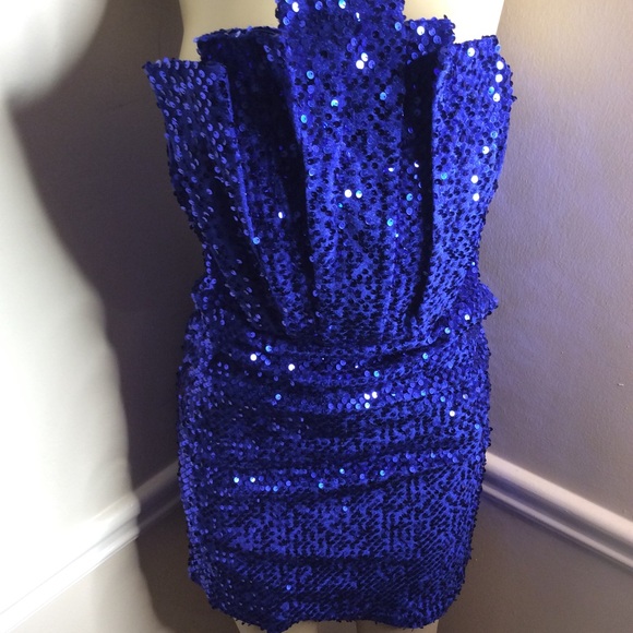 Cute Women’s Sequins dress - Picture 1 of 4